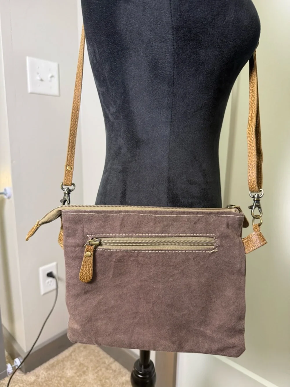 Myra Bag‎ Staggering Canvas & Cowhide Crossbody Bag Adjustable Western Chevron